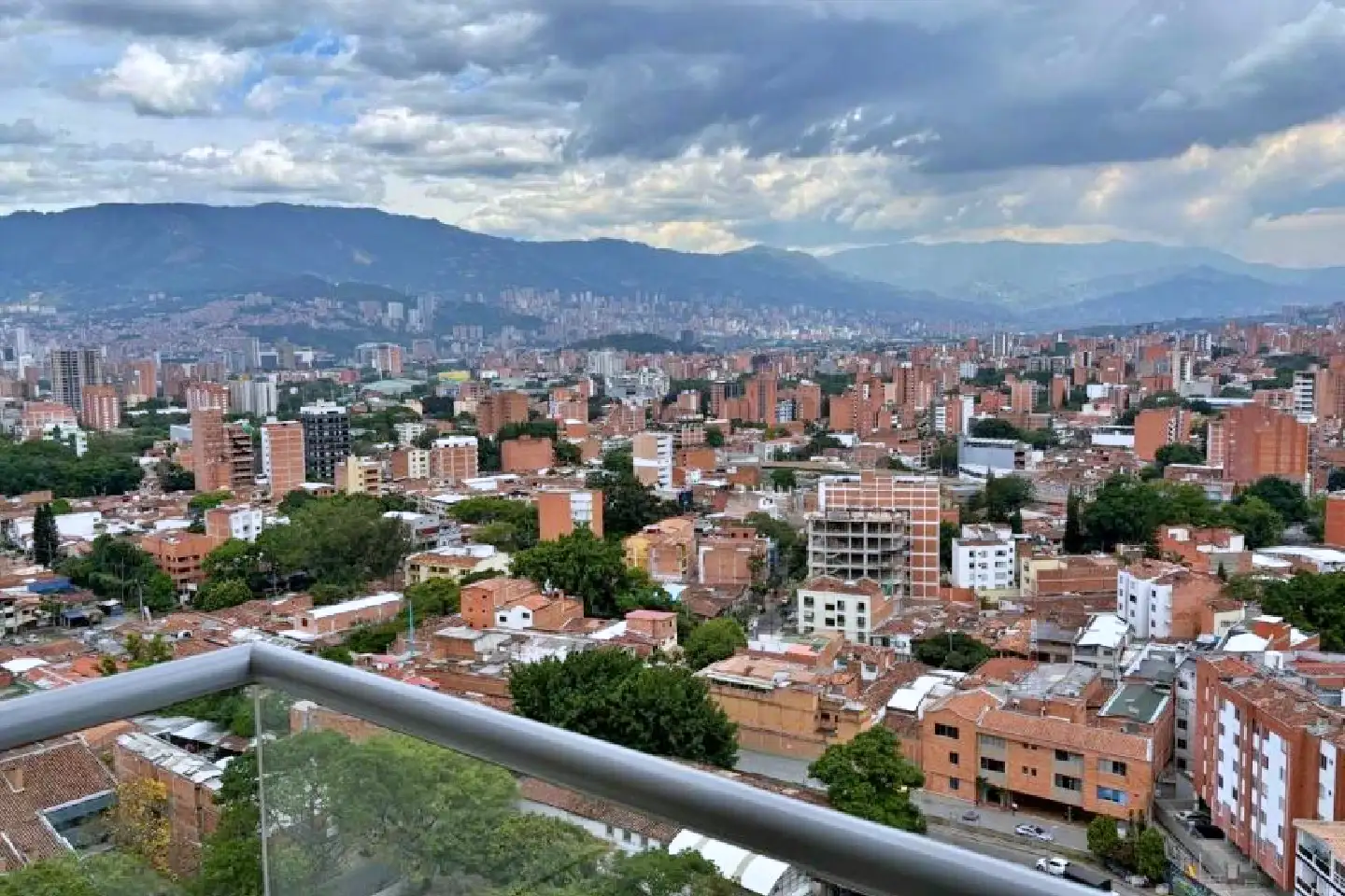 Apartamento-en-Venta-Calasanz-Parte-Baja-Medellin-17