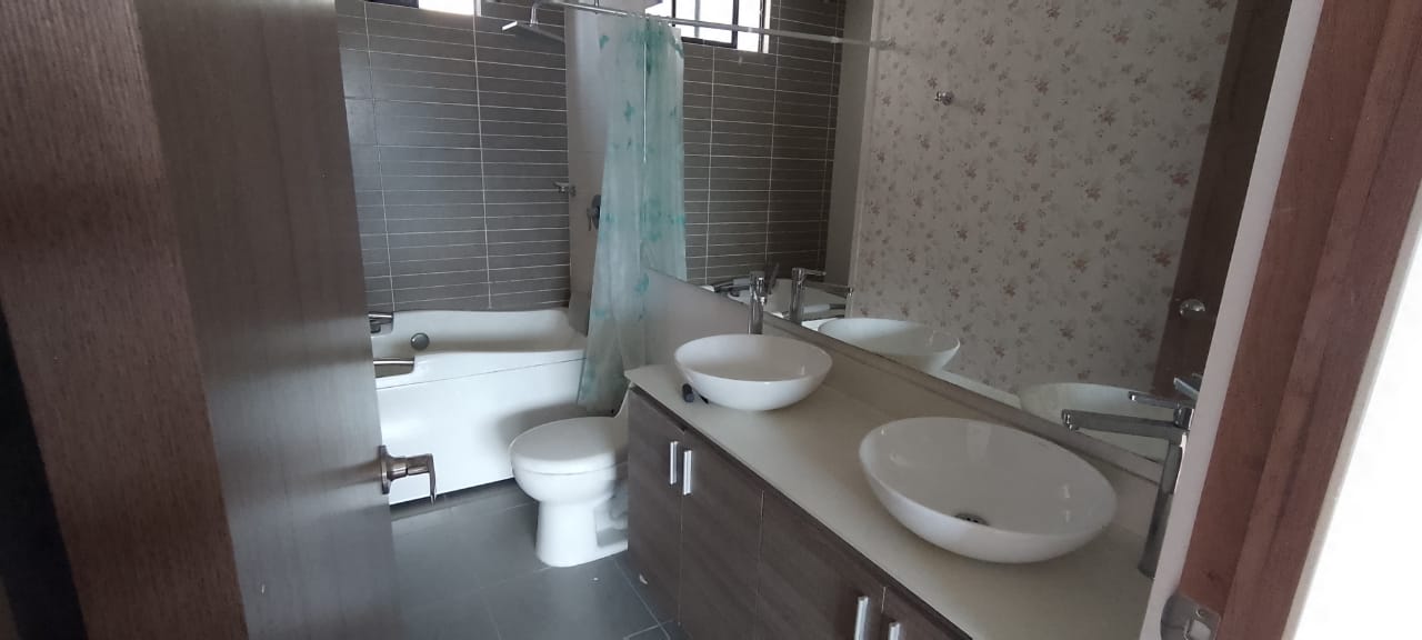 Imagen de WhatsApp 2025-05-22 a las 19.40.56_541734b5