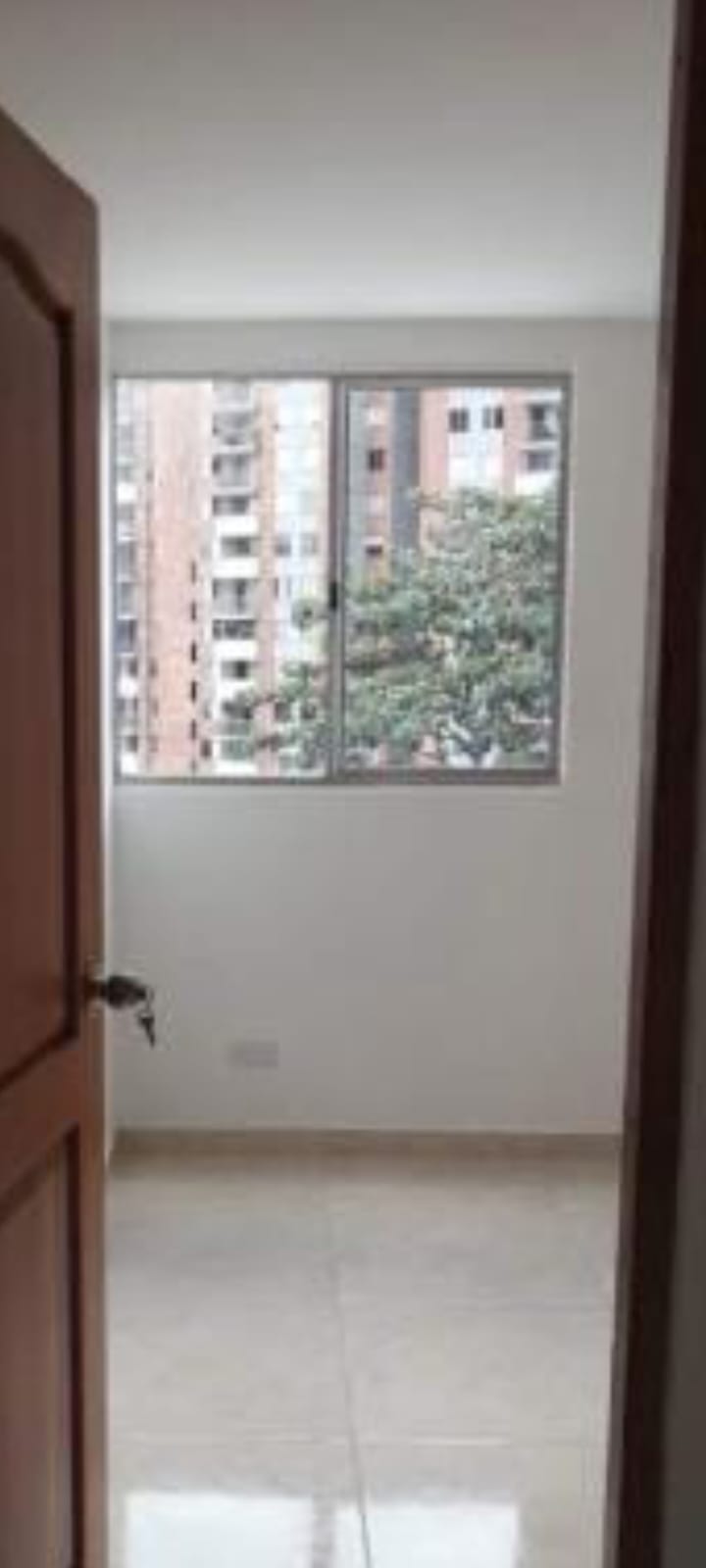 WhatsApp Image 2025-05-22 at 10.02.23 PM (2)